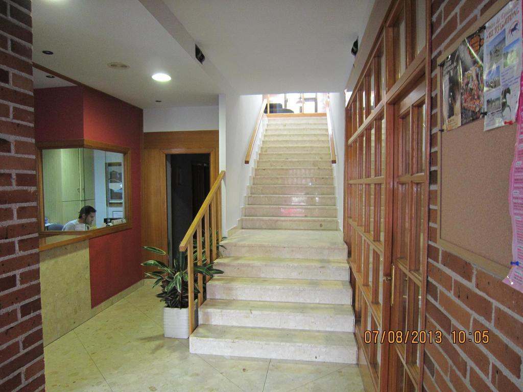 Apartamentos Laredo-Playa Exterior photo